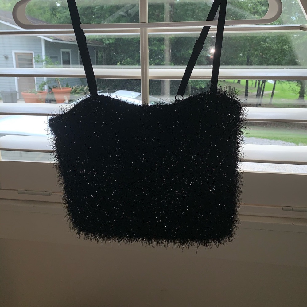 Fun black top